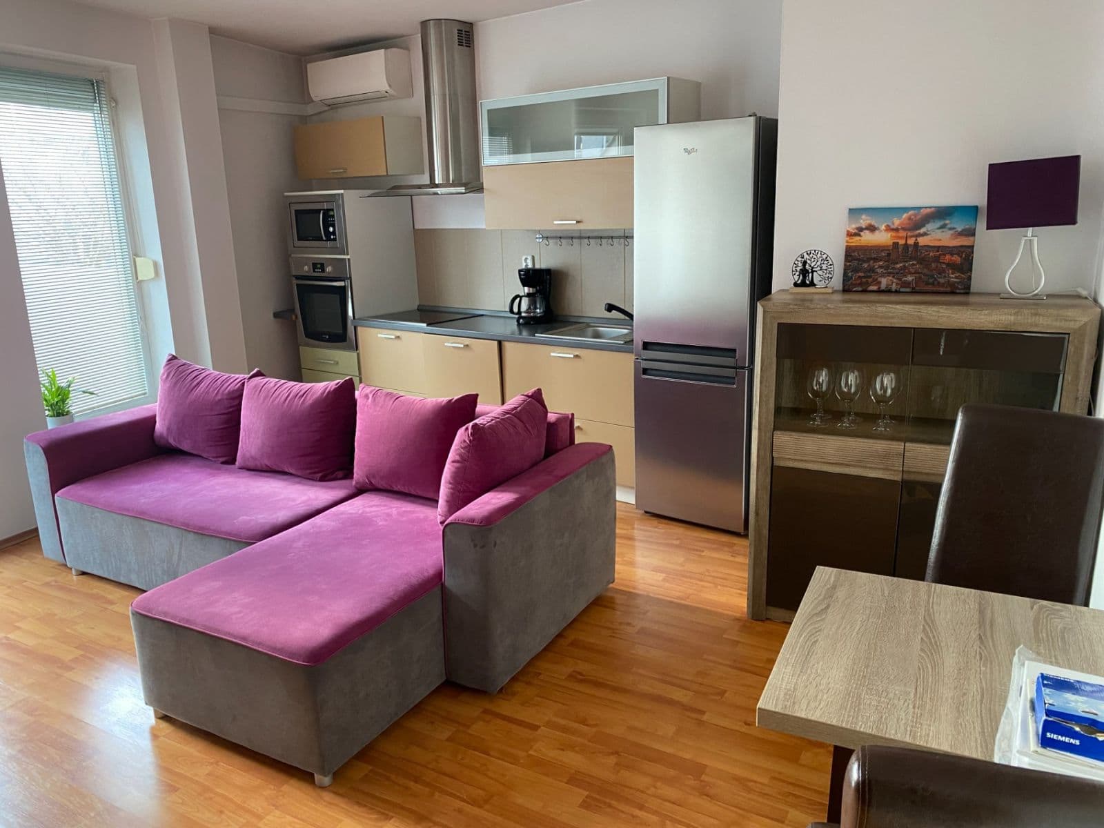 Prenájom bytu 2-izbový 47 m², Kresánkova, Karlova Ves, Bratislavský kraj Prenájom bytu 2-izbový 47 m², Kresánkova, Karlova Ves, Bratislavský kraj