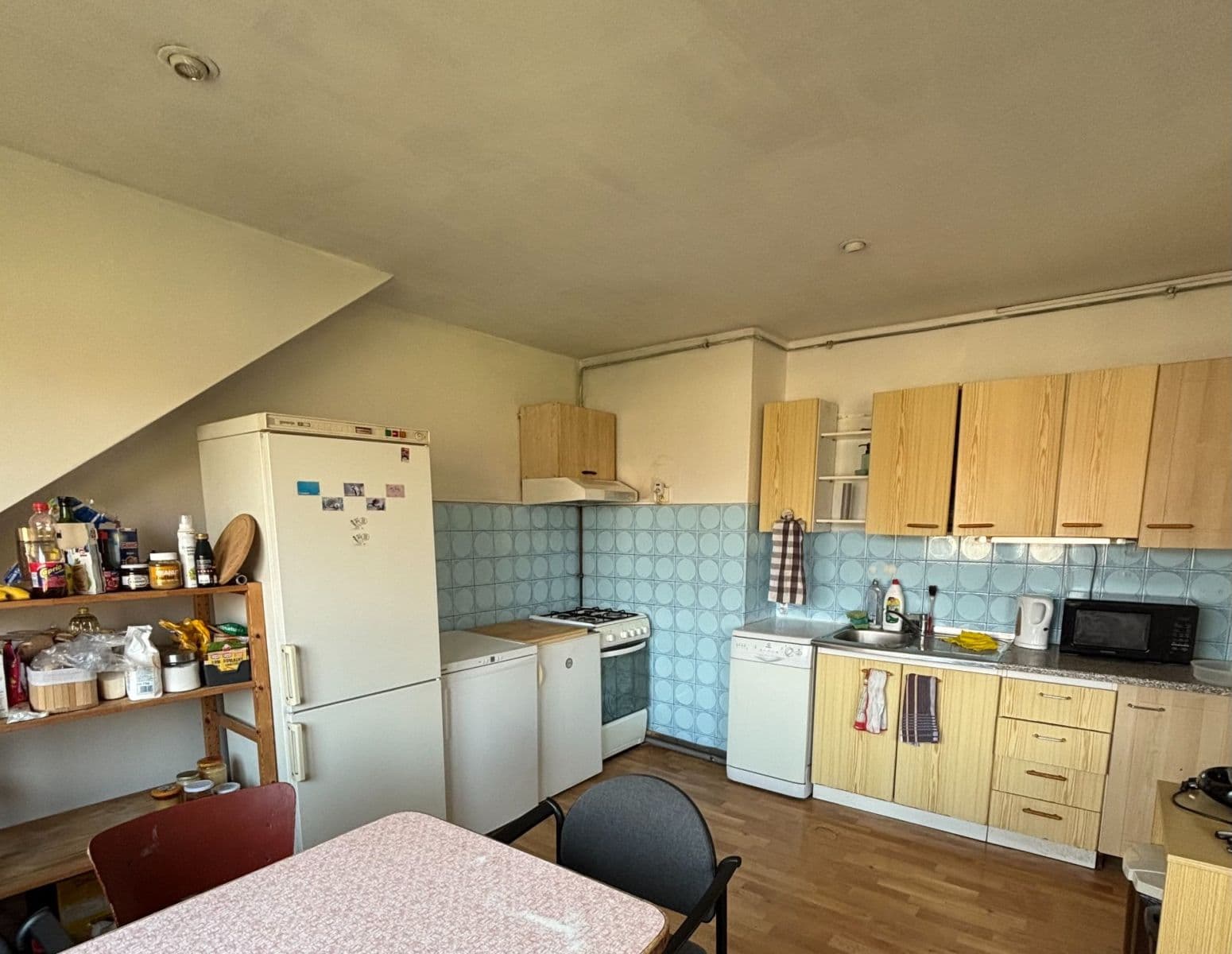 Prenájom bytu 3-izbový 100 m², Braškovská, Praha, Praha Prenájom bytu 3-izbový 100 m², Braškovská, Praha, Praha