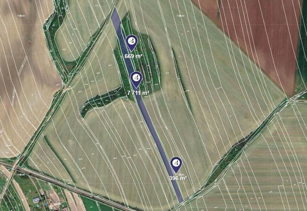 Predaj pozemku 16.851 m², Žabovřesky nad Ohří, Ústecký kraj Predaj pozemku 16.851 m², Žabovřesky nad Ohří, Ústecký kraj