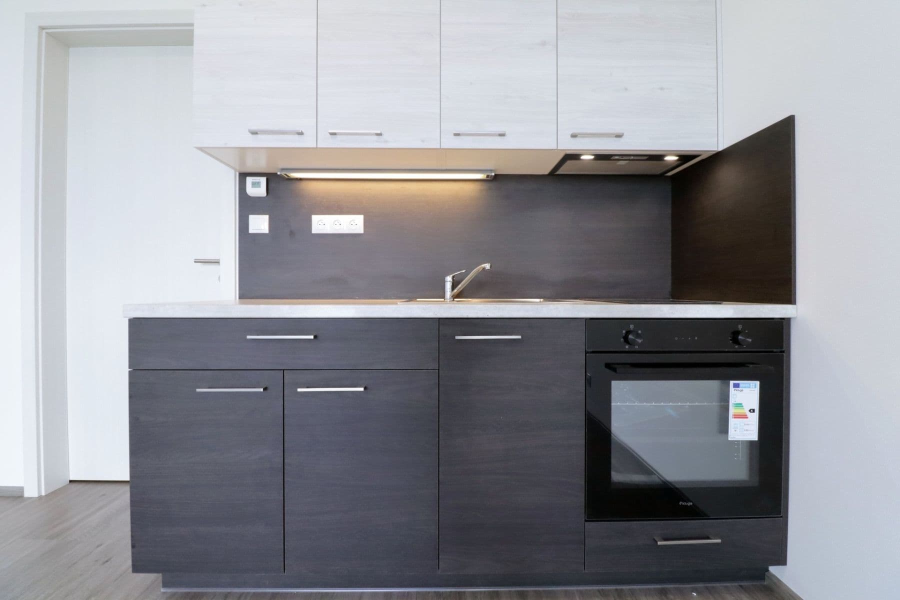 Prenájom bytu 1-izbový 30 m², U Radosti, Praha, Praha Prenájom bytu 1-izbový 30 m², U Radosti, Praha, Praha