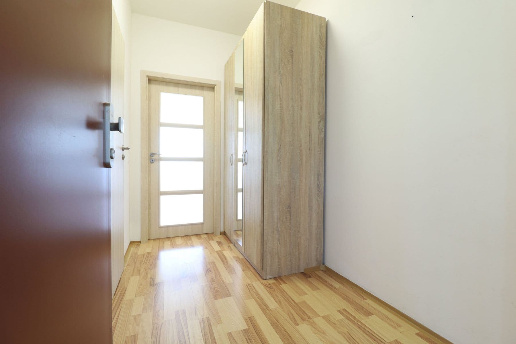 Prenájom bytu 1-izbový 33 m², Freyova, Praha, Praha Prenájom bytu 1-izbový 33 m², Freyova, Praha, Praha