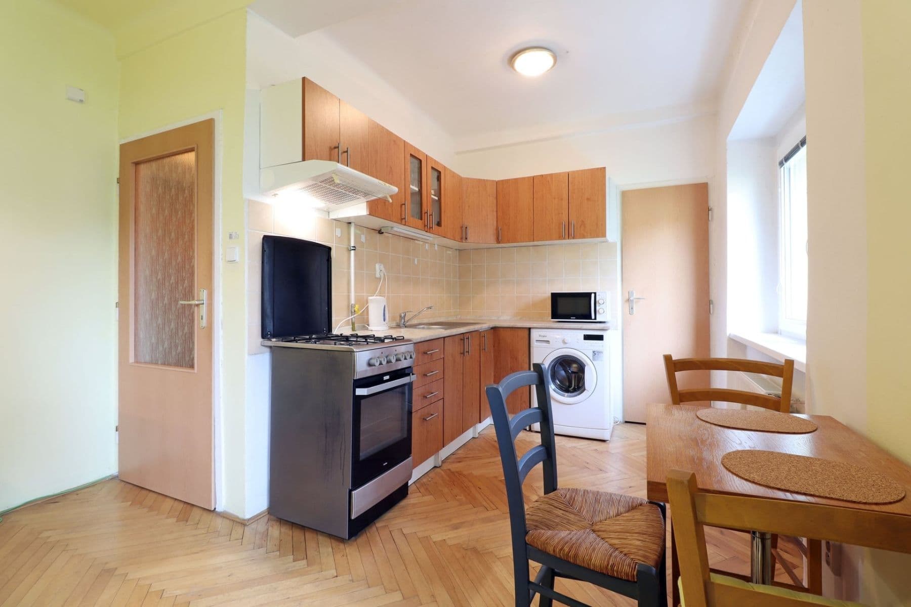 Prenájom bytu 1-izbový 32 m², Horňátecká, Praha, Praha Prenájom bytu 1-izbový 32 m², Horňátecká, Praha, Praha