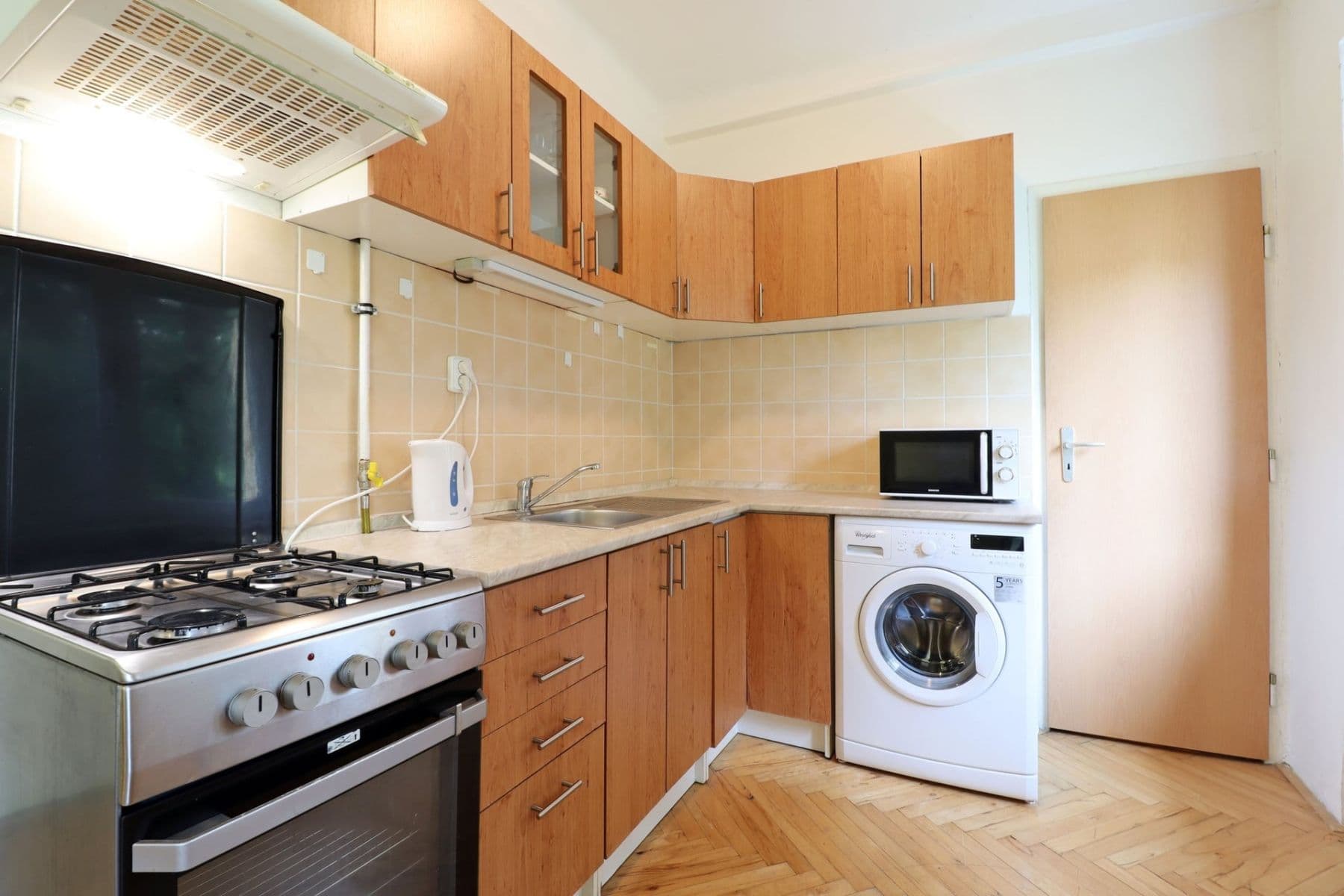 Prenájom bytu 1-izbový 32 m², Horňátecká, Praha, Praha Prenájom bytu 1-izbový 32 m², Horňátecká, Praha, Praha