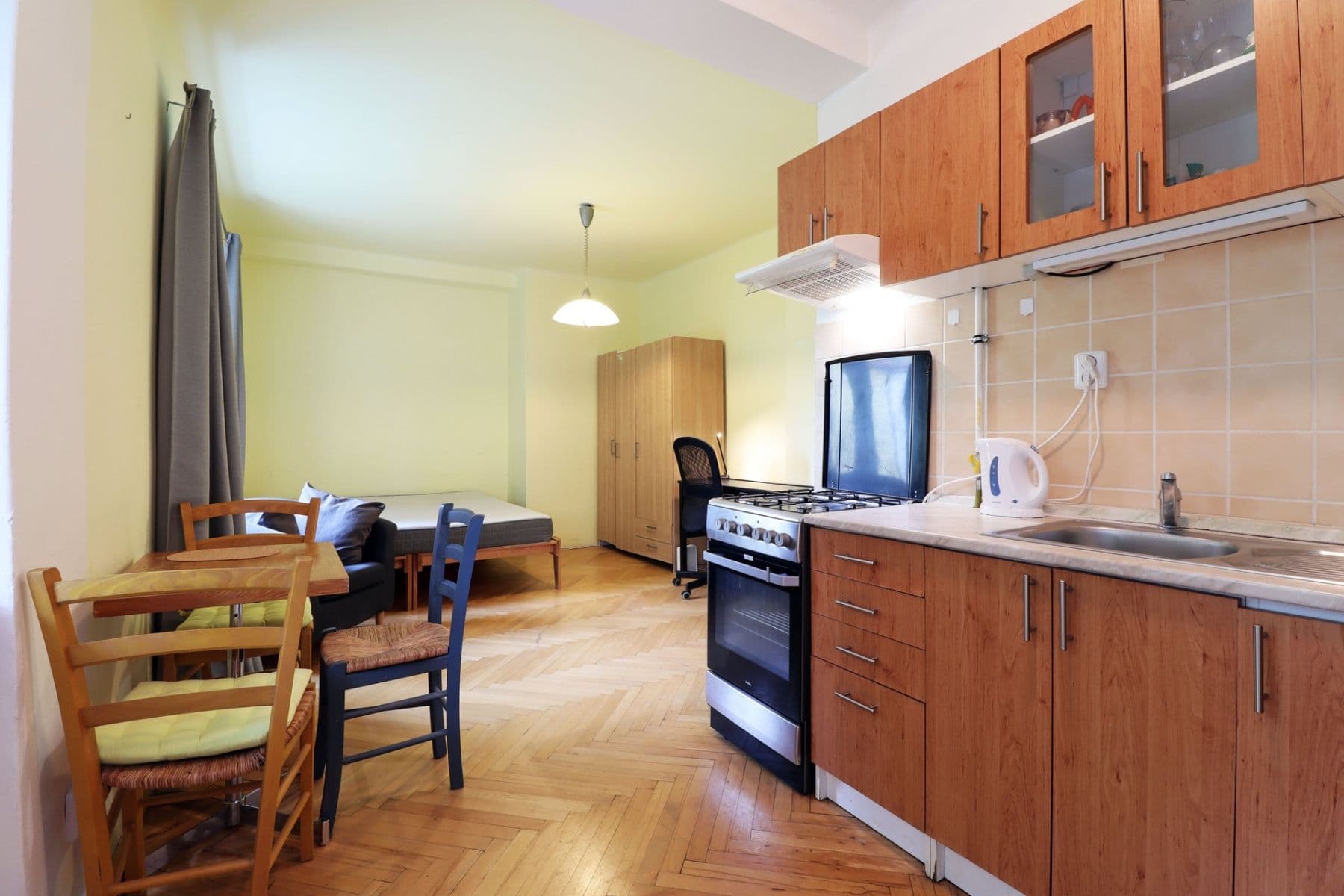 Prenájom bytu 1-izbový 32 m², Horňátecká, Praha, Praha Prenájom bytu 1-izbový 32 m², Horňátecká, Praha, Praha