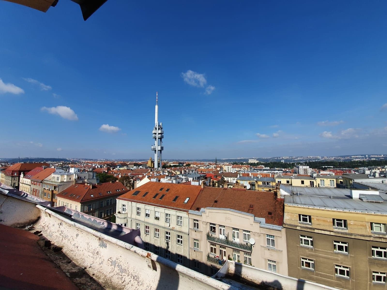 Prenájom bytu 3-izbový 100 m², Lucemburská, Praha, Praha Prenájom bytu 3-izbový 100 m², Lucemburská, Praha, Praha