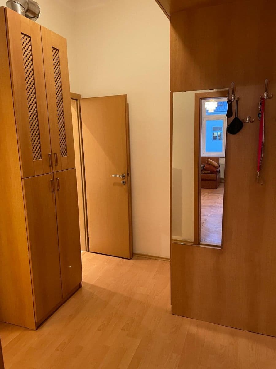Prenájom bytu 2-izbový 50 m², Lucemburská, Praha, Praha Prenájom bytu 2-izbový 50 m², Lucemburská, Praha, Praha