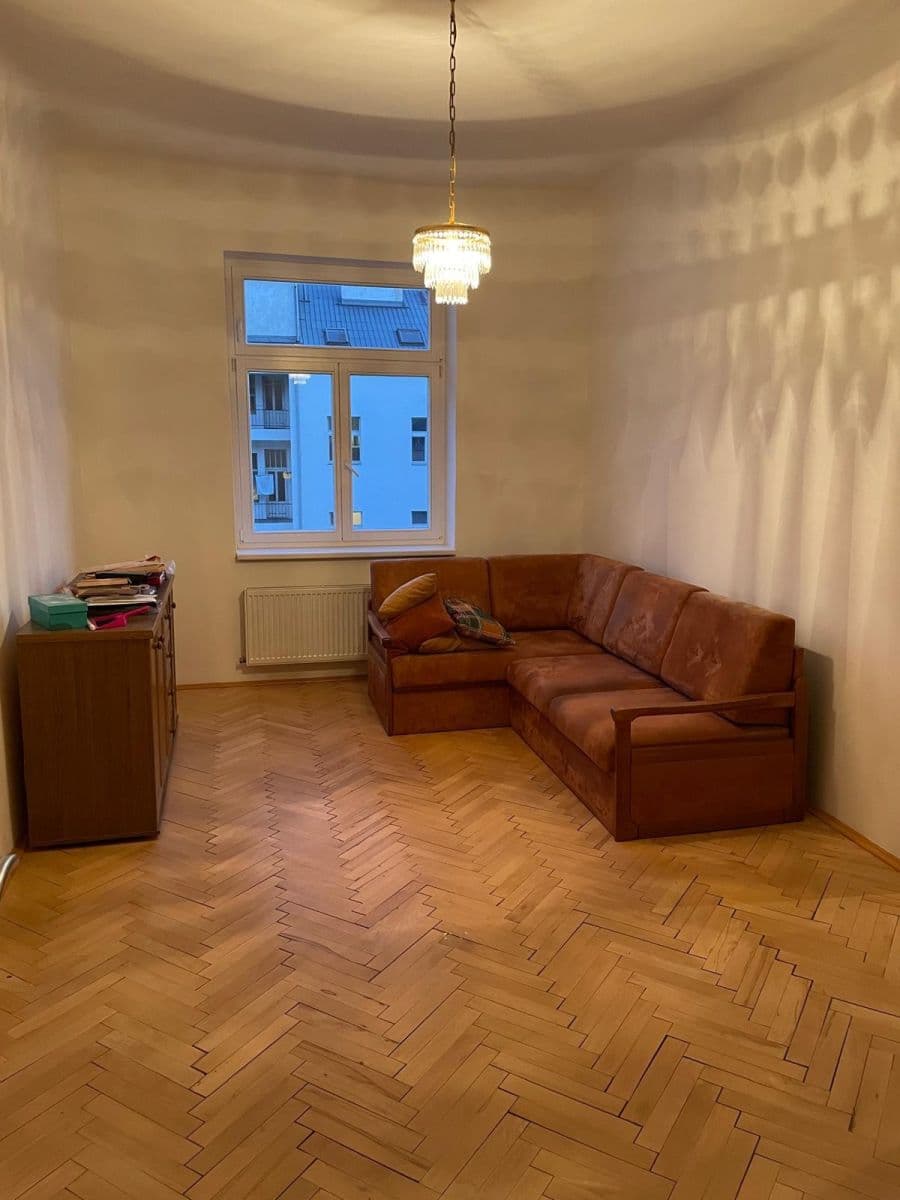 Prenájom bytu 2-izbový 50 m², Lucemburská, Praha, Praha Prenájom bytu 2-izbový 50 m², Lucemburská, Praha, Praha