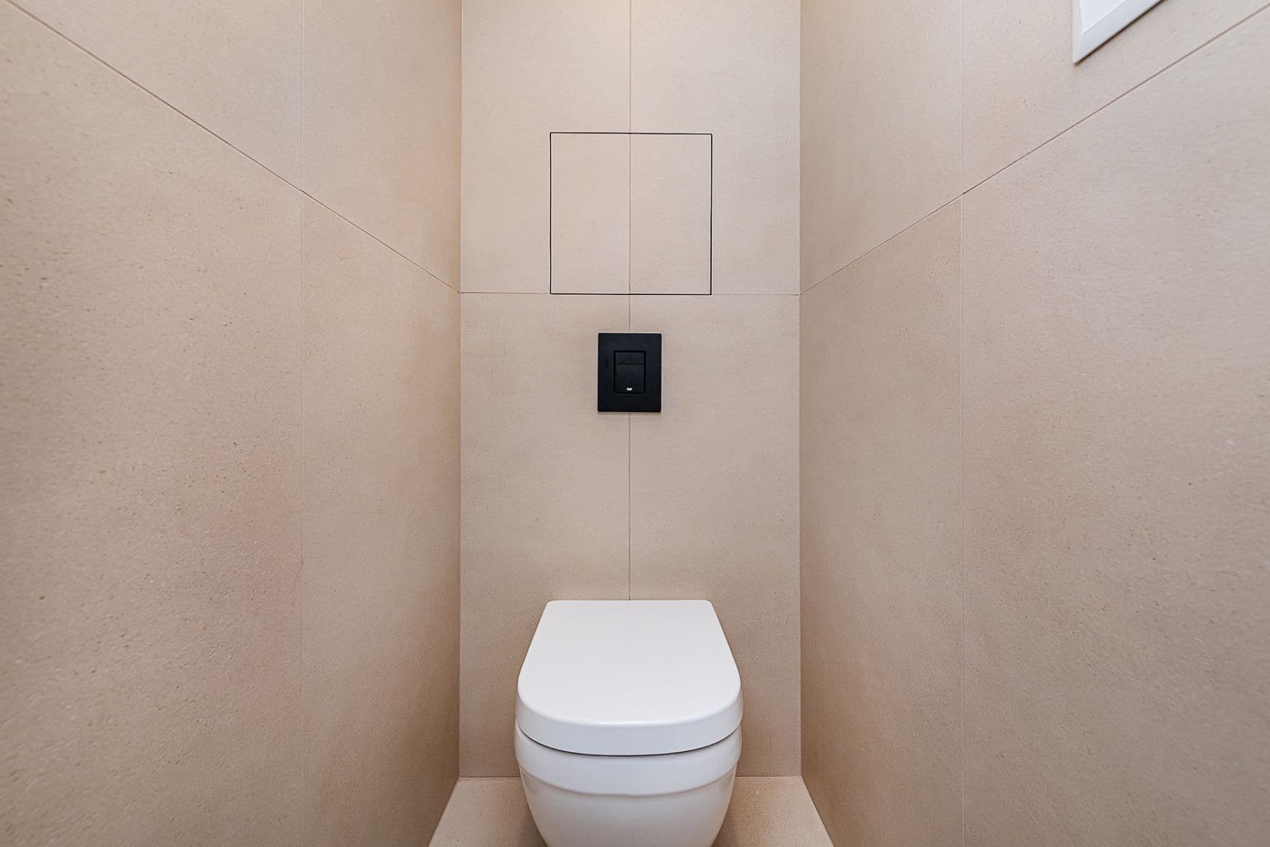 Predaj bytu 4-izbový 75 m², Pod Lipami, Praha, Praha Predaj bytu 4-izbový 75 m², Pod Lipami, Praha, Praha