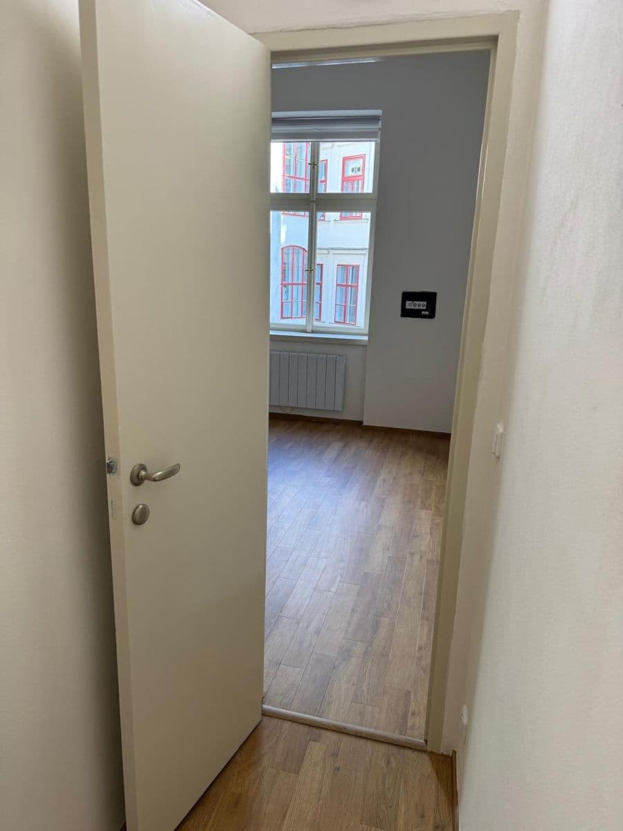 Prenájom kancelárie 27 m², Jungmannova, Praha, Praha Prenájom kancelárie 27 m², Jungmannova, Praha, Praha