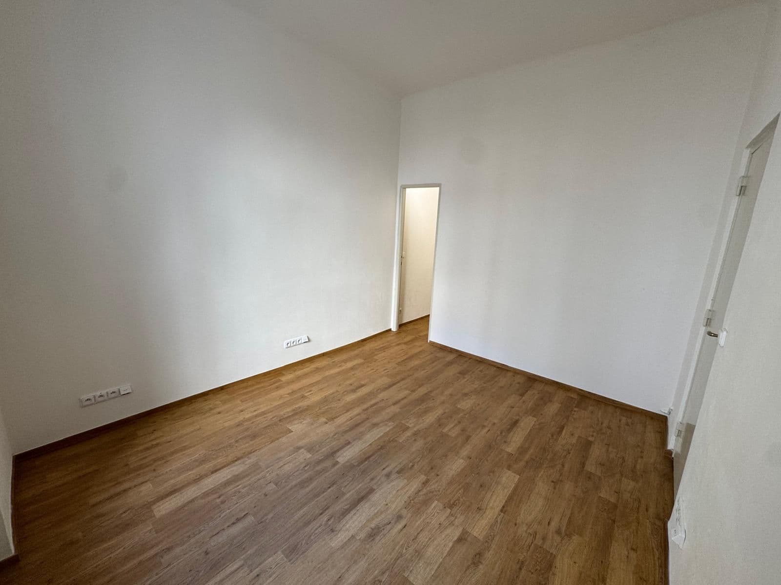Prenájom kancelárie 27 m², Jungmannova, Praha, Praha Prenájom kancelárie 27 m², Jungmannova, Praha, Praha