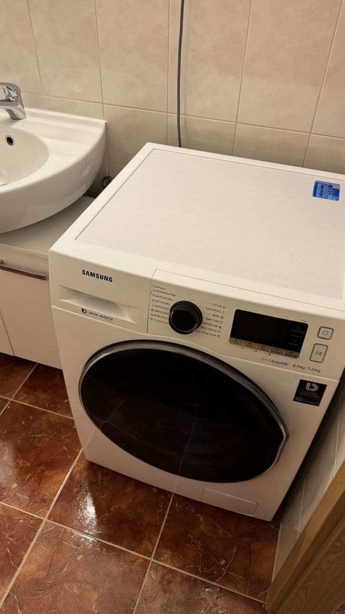 Prenájom bytu 2-izbový 48 m², Záběhlická, Praha, Praha Prenájom bytu 2-izbový 48 m², Záběhlická, Praha, Praha