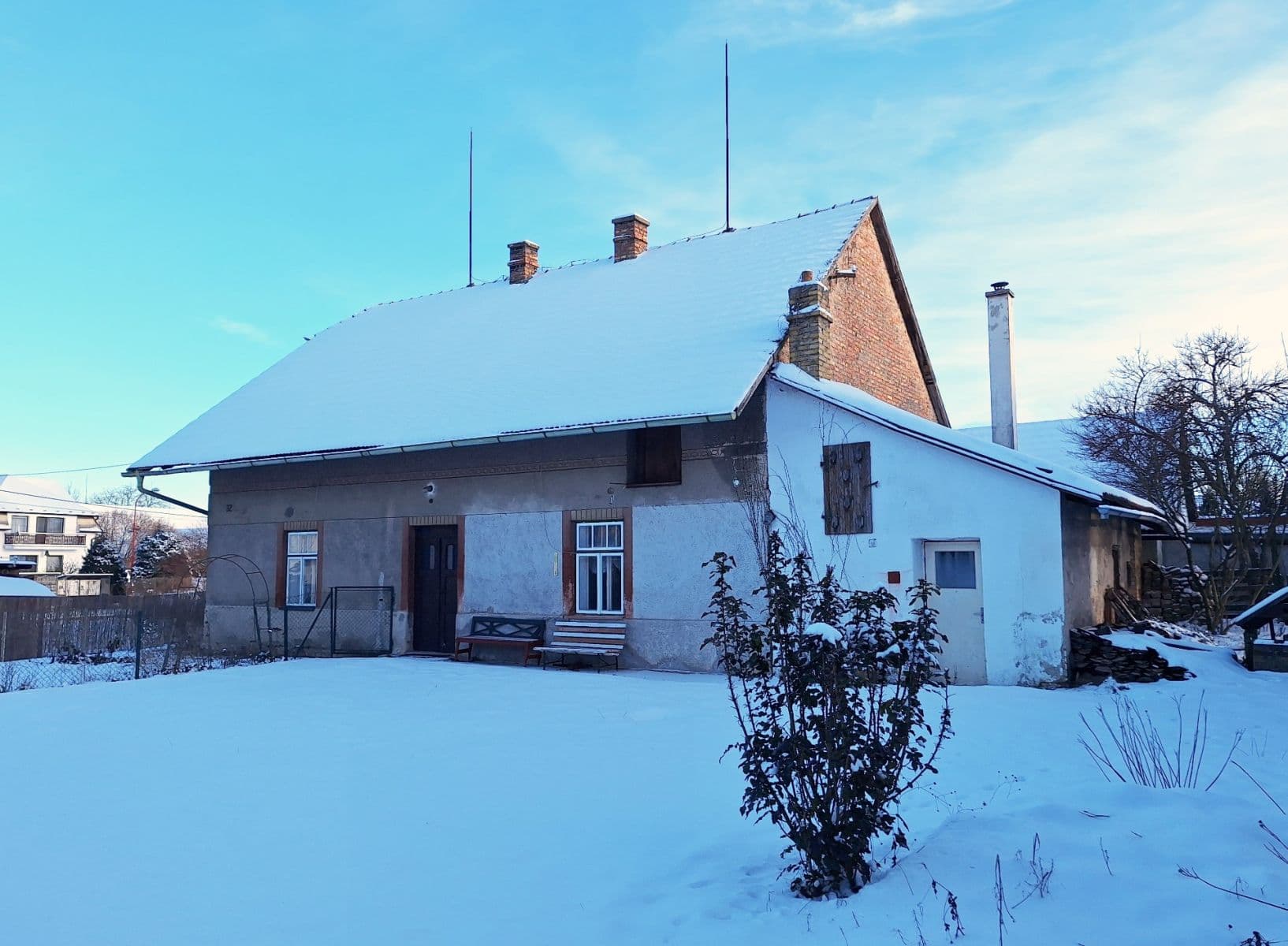 Predaj domu 145 m², pozemek 2.081 m², Mokré, Královéhradecký kraj Predaj domu 145 m², pozemek 2.081 m², Mokré, Královéhradecký kraj