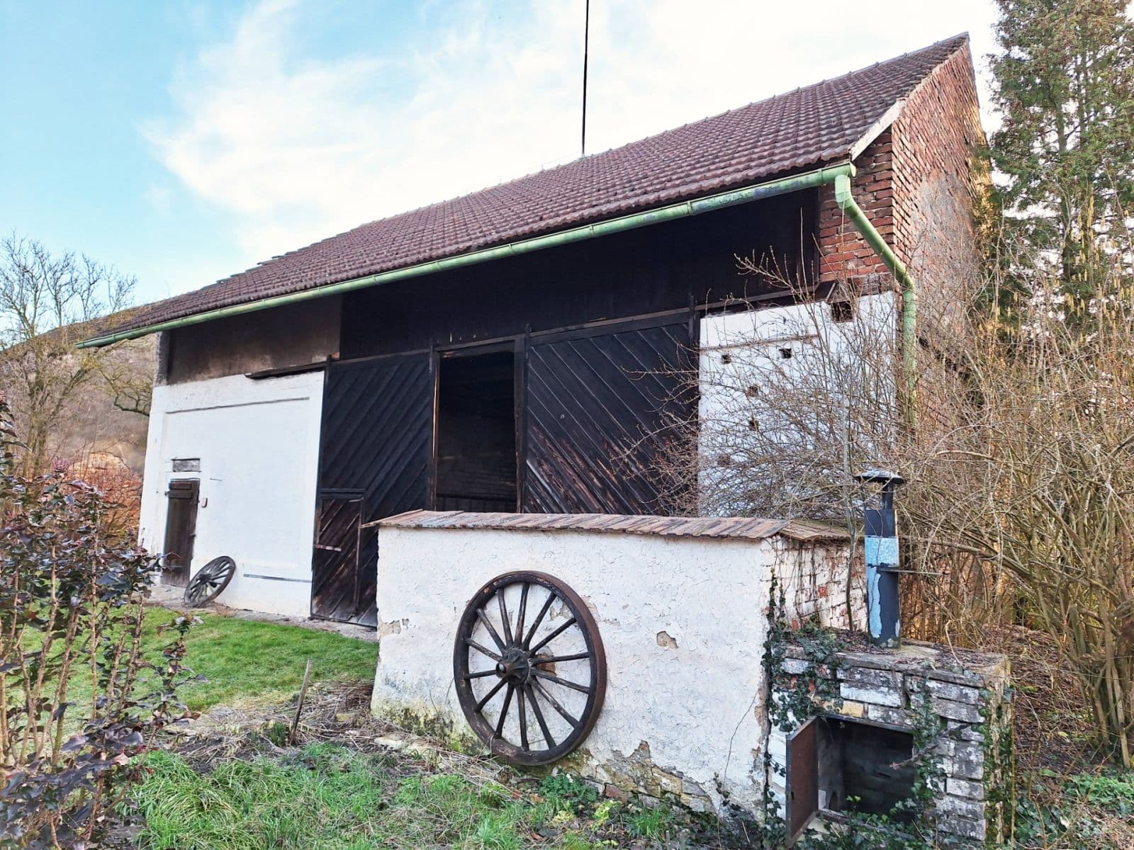 Predaj domu 145 m², pozemek 2.081 m², Mokré, Královéhradecký kraj Predaj domu 145 m², pozemek 2.081 m², Mokré, Královéhradecký kraj