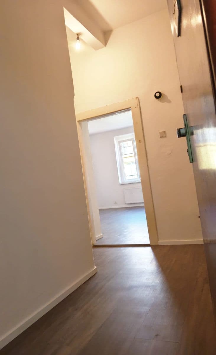 Predaj bytu 1-izbový 33 m², K Louži, Praha, Praha Predaj bytu 1-izbový 33 m², K Louži, Praha, Praha