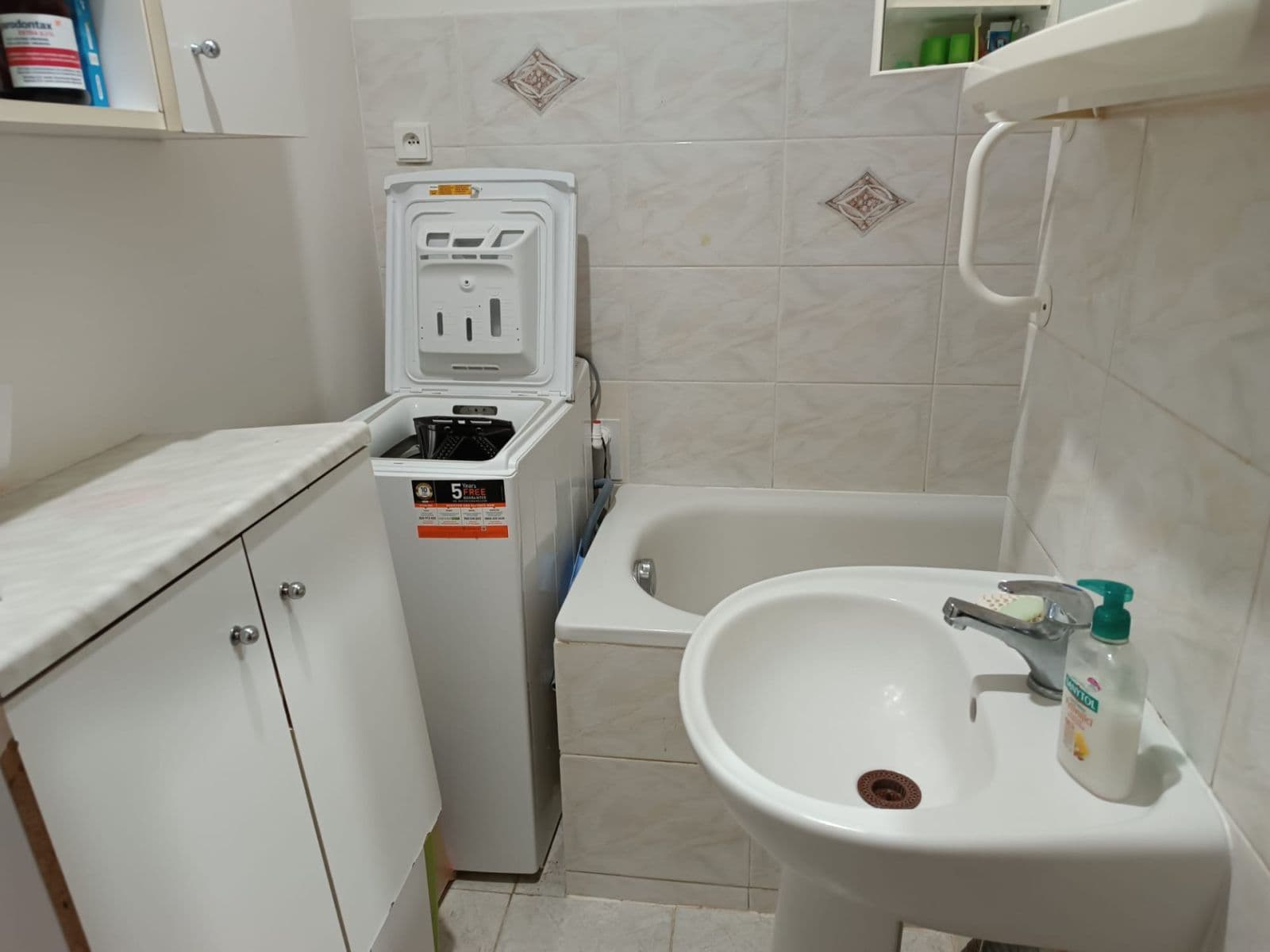 Prenájom bytu 2-izbový 37 m², Liberecká, Jablonec nad Nisou, Liberecký kraj Prenájom bytu 2-izbový 37 m², Liberecká, Jablonec nad Nisou, Liberecký kraj