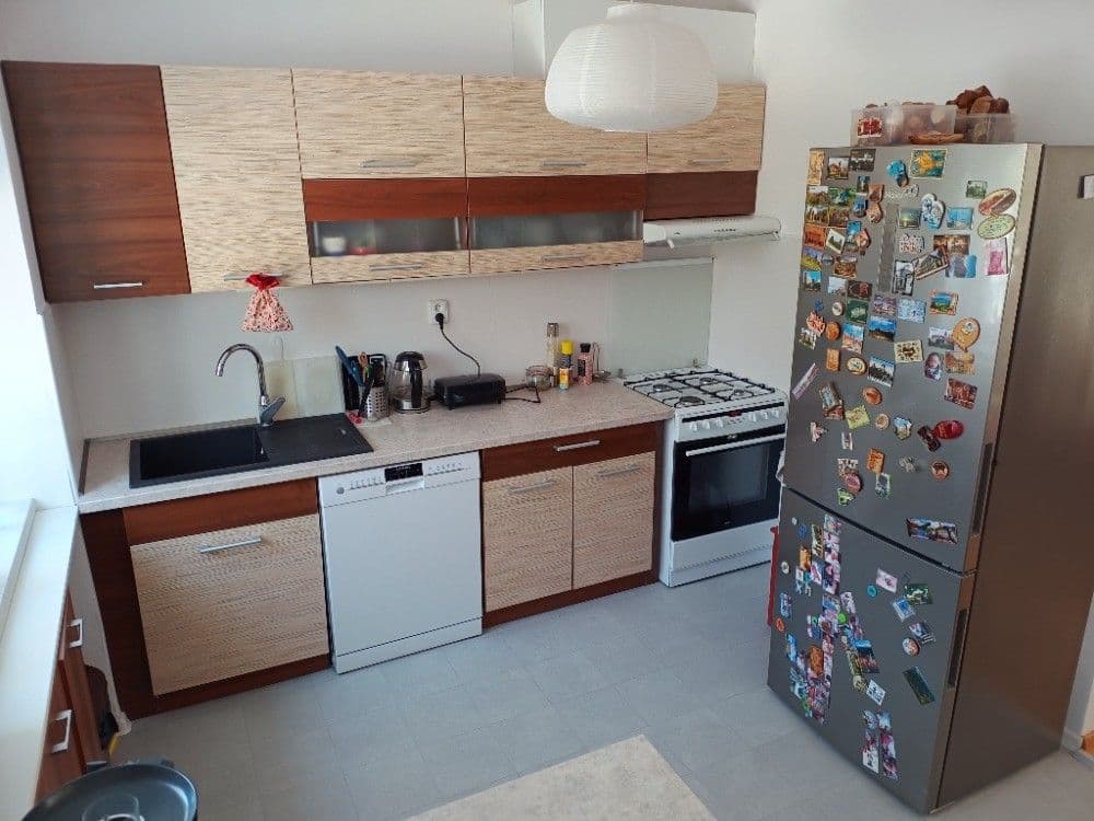 Prenájom bytu 3-izbový 80 m², Dolany, Plzeňský kraj Prenájom bytu 3-izbový 80 m², Dolany, Plzeňský kraj