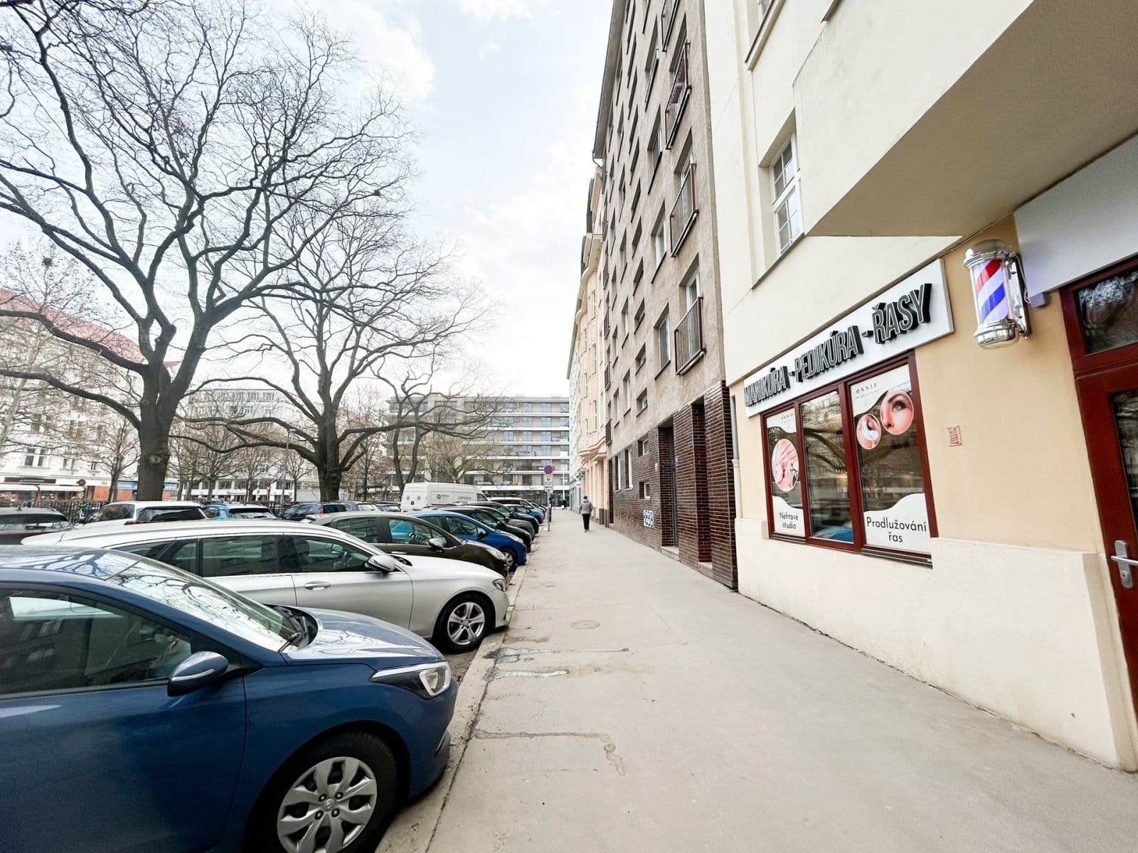 Prenájom bytu 3-izbový 78 m², Tusarova, Praha, Praha Prenájom bytu 3-izbový 78 m², Tusarova, Praha, Praha