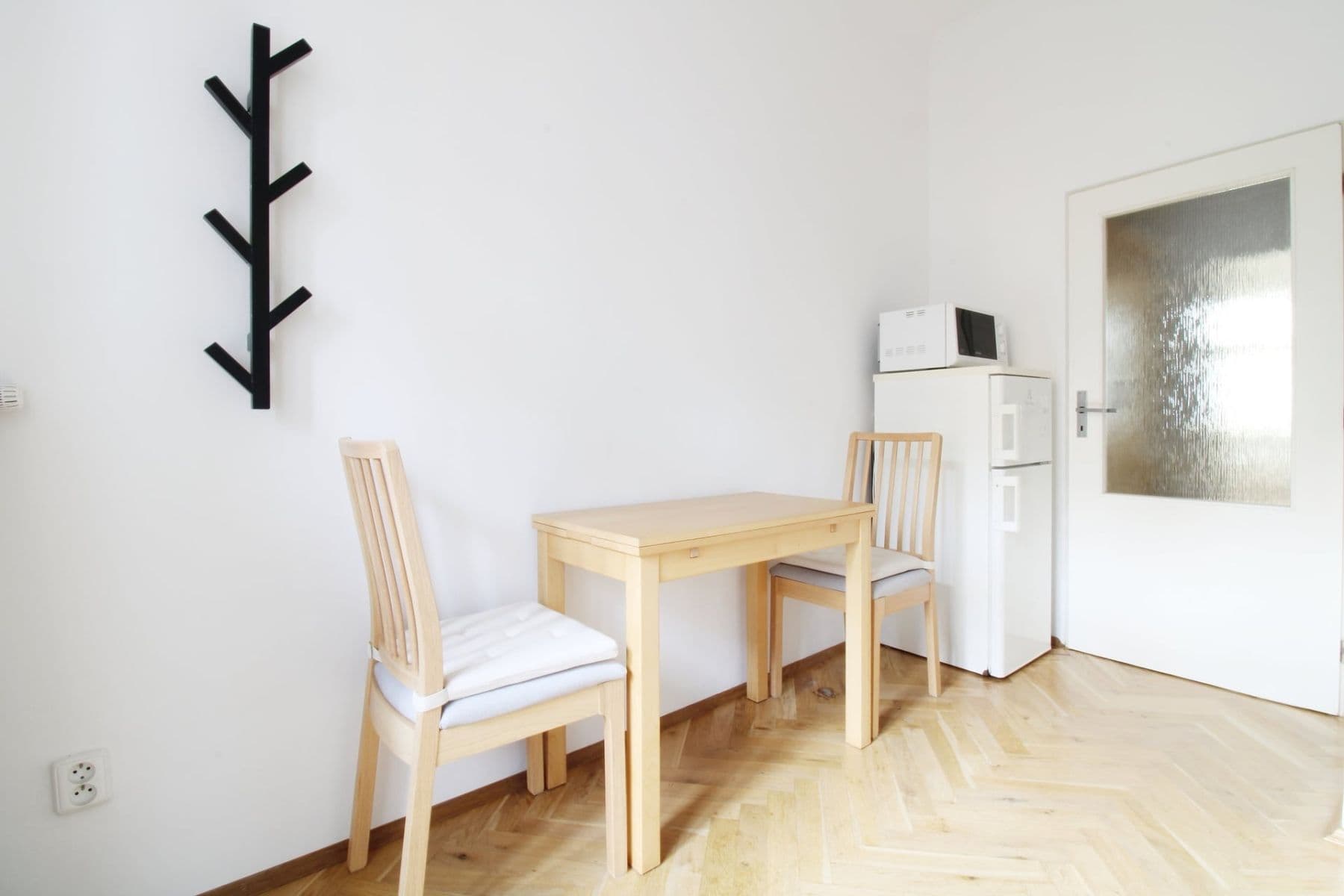 Prenájom bytu 1-izbový 33 m², Heřmanova, Praha, Praha Prenájom bytu 1-izbový 33 m², Heřmanova, Praha, Praha