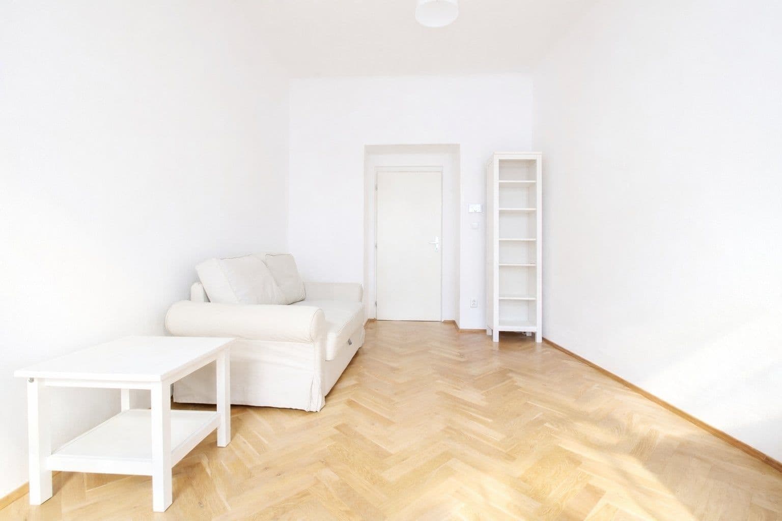 Prenájom bytu 1-izbový 33 m², Heřmanova, Praha, Praha Prenájom bytu 1-izbový 33 m², Heřmanova, Praha, Praha