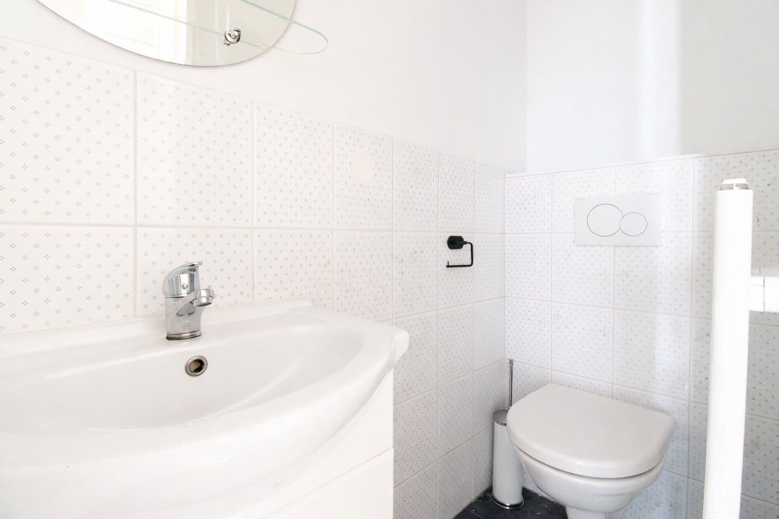 Prenájom bytu 1-izbový 33 m², Heřmanova, Praha, Praha Prenájom bytu 1-izbový 33 m², Heřmanova, Praha, Praha