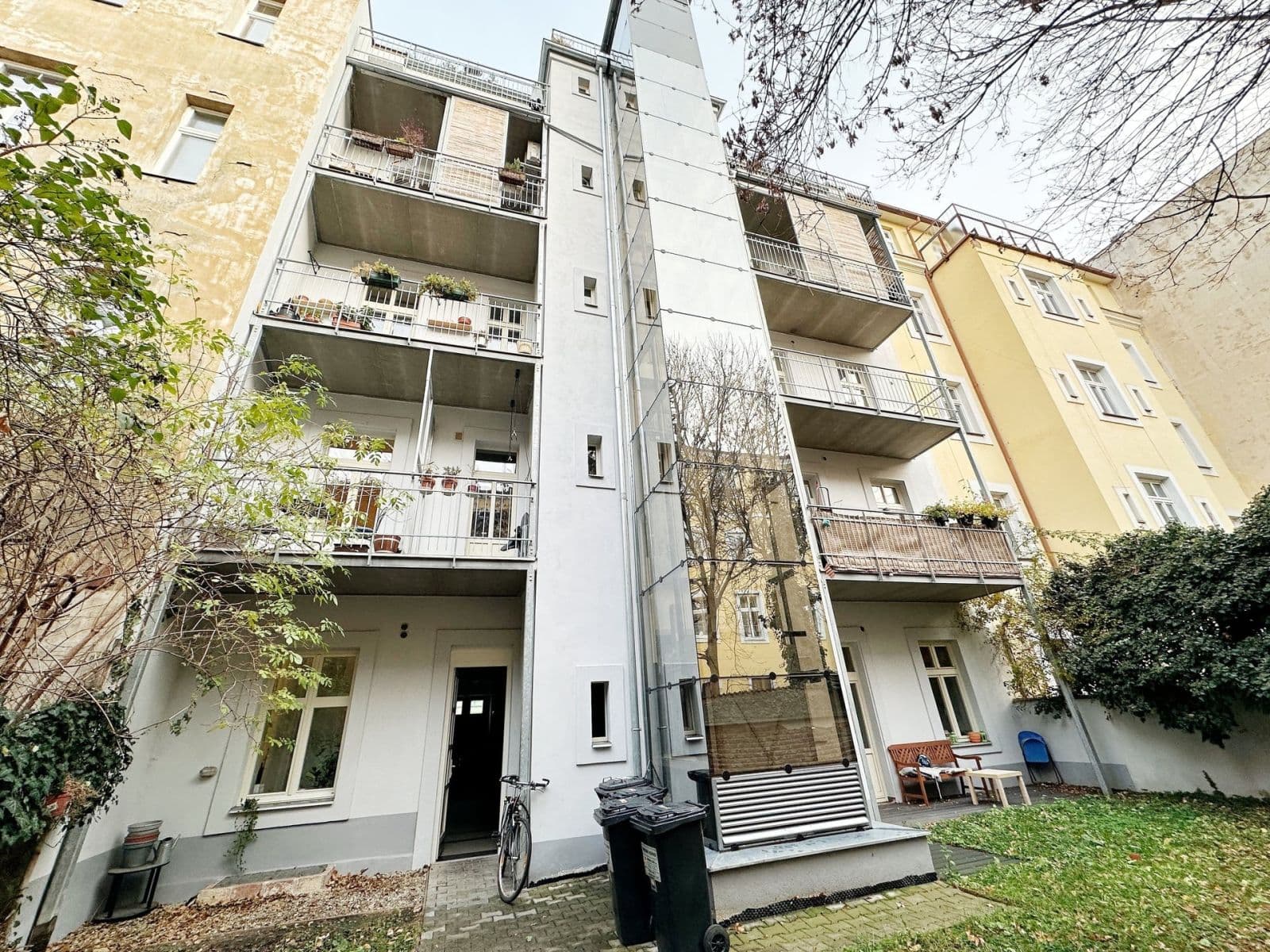 Prenájom bytu 1-izbový 33 m², Heřmanova, Praha, Praha Prenájom bytu 1-izbový 33 m², Heřmanova, Praha, Praha