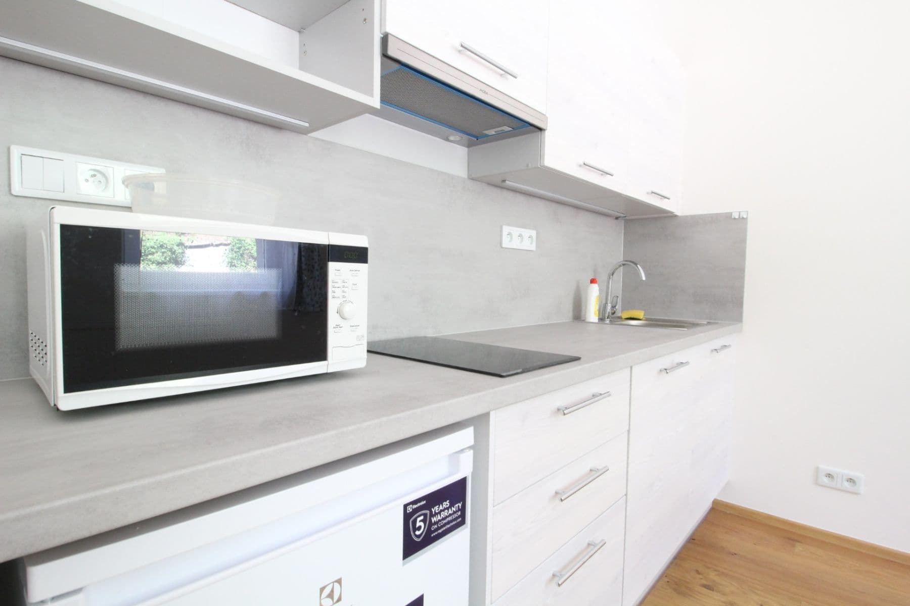 Prenájom bytu 1-izbový 20 m², Perucká, Praha, Praha Prenájom bytu 1-izbový 20 m², Perucká, Praha, Praha