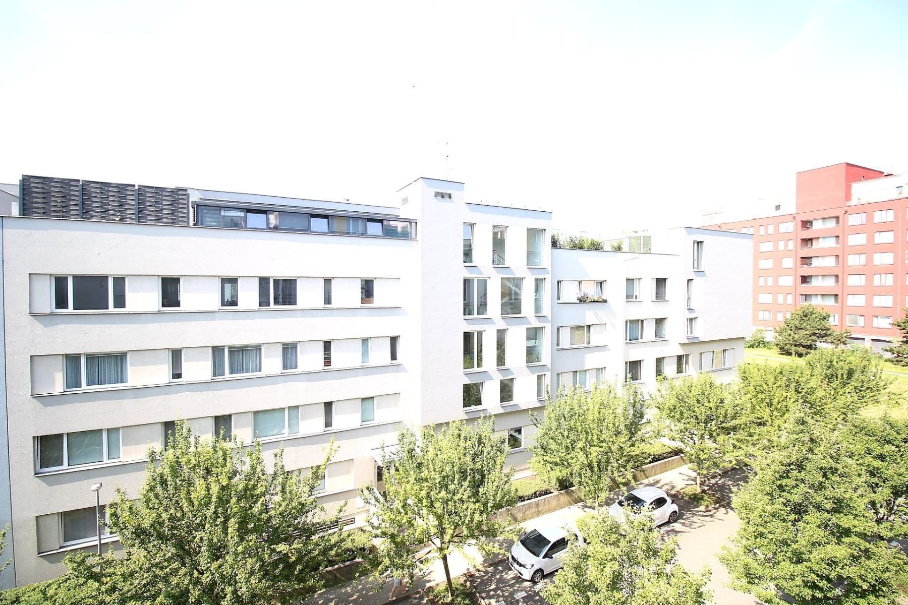 Prenájom bytu 1-izbový 38 m², Zubrnická, Praha, Praha Prenájom bytu 1-izbový 38 m², Zubrnická, Praha, Praha