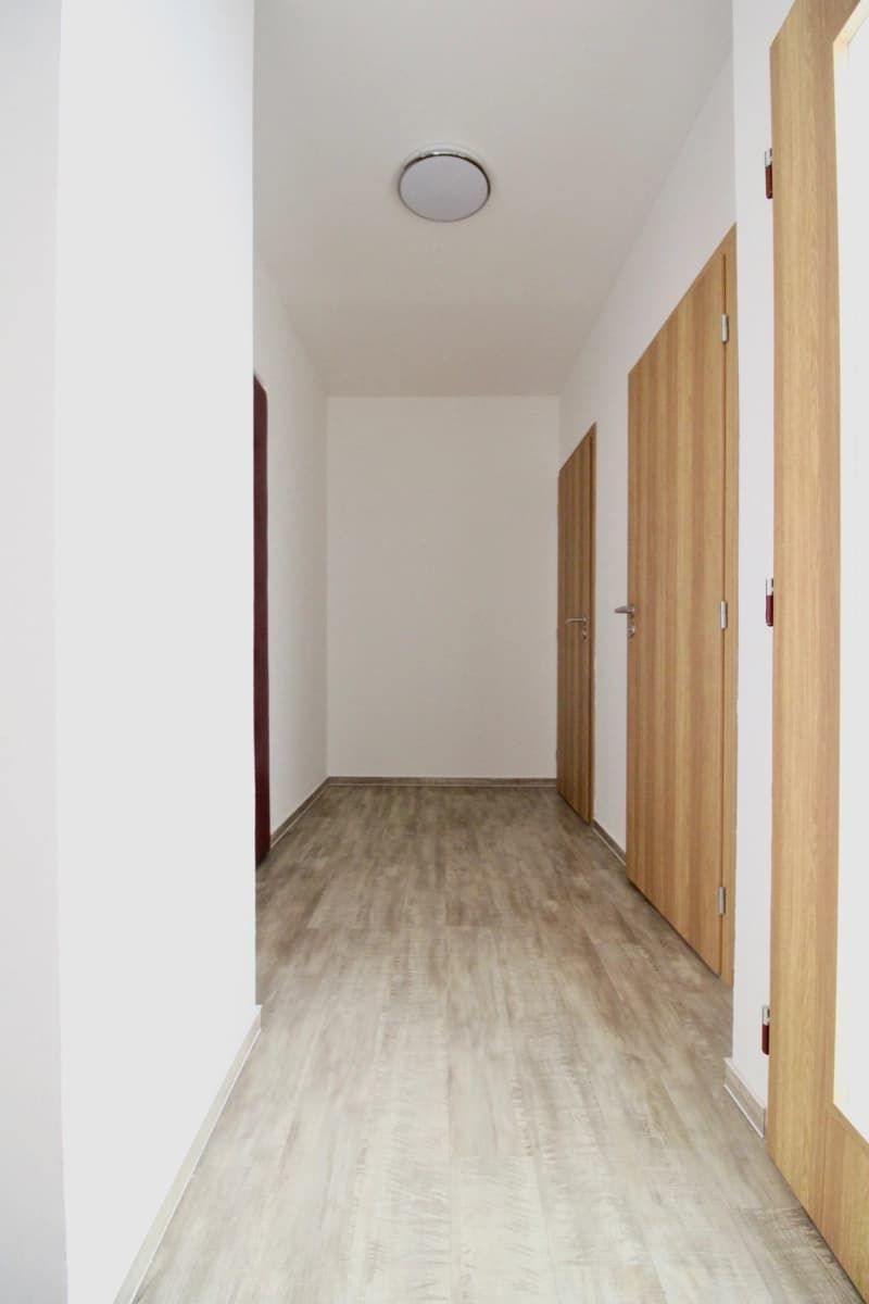 Prenájom bytu 3-izbový 64 m², Bohúňova, Praha, Praha Prenájom bytu 3-izbový 64 m², Bohúňova, Praha, Praha