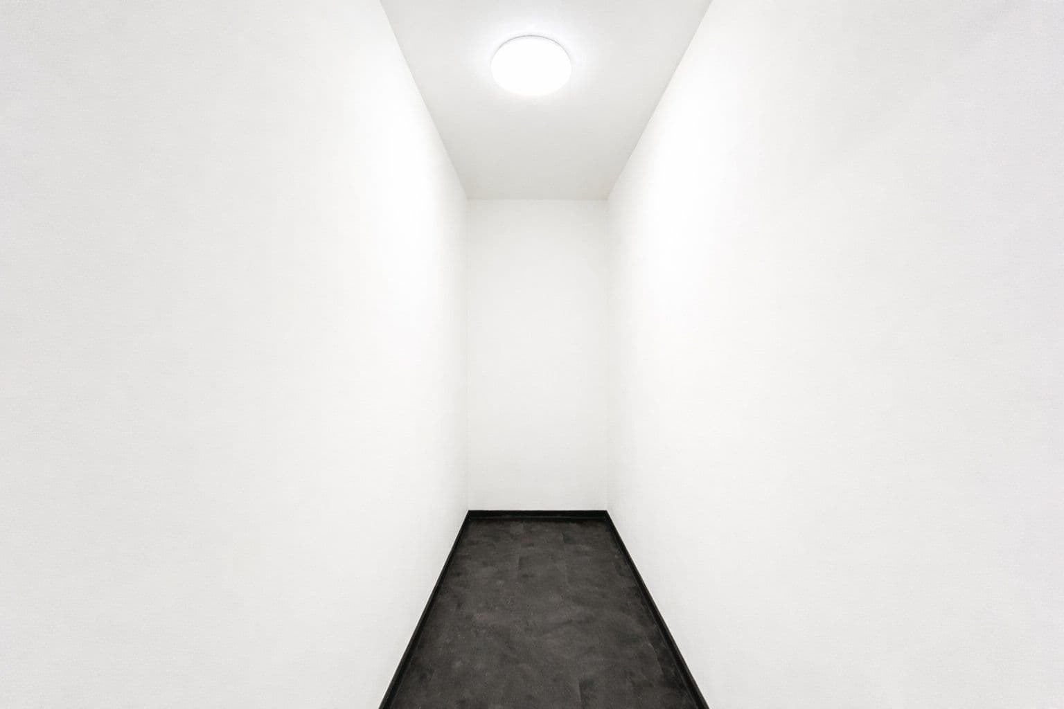 Prenájom bytu 4-izbový 90 m², Tererova, Praha, Praha Prenájom bytu 4-izbový 90 m², Tererova, Praha, Praha