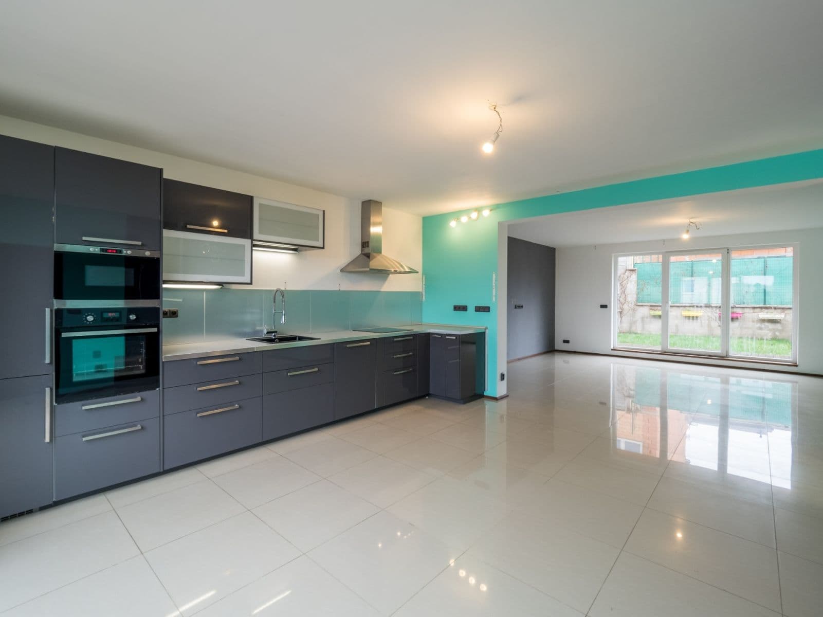 Prenájom domu 136 m², pozemek 67 m², Pod Macalákem, Kralupy nad Vltavou, Středočeský kraj Prenájom domu 136 m², pozemek 67 m², Pod Macalákem, Kralupy nad Vltavou, Středočeský kraj