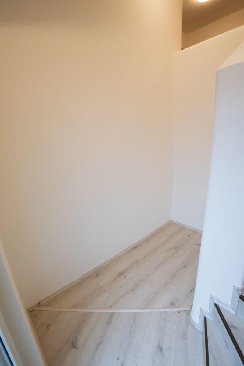 Prenájom bytu 4-izbový 71 m², V Nových Bohnicích, Praha, Praha Prenájom bytu 4-izbový 71 m², V Nových Bohnicích, Praha, Praha