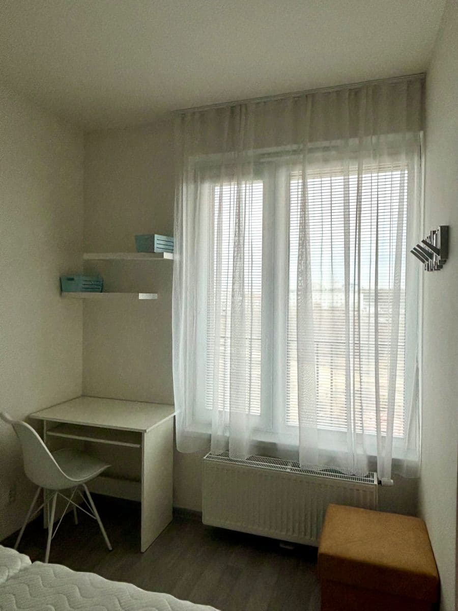 Prenájom bytu 1-izbový 39 m², Olgy Havlové, Praha, Praha Prenájom bytu 1-izbový 39 m², Olgy Havlové, Praha, Praha