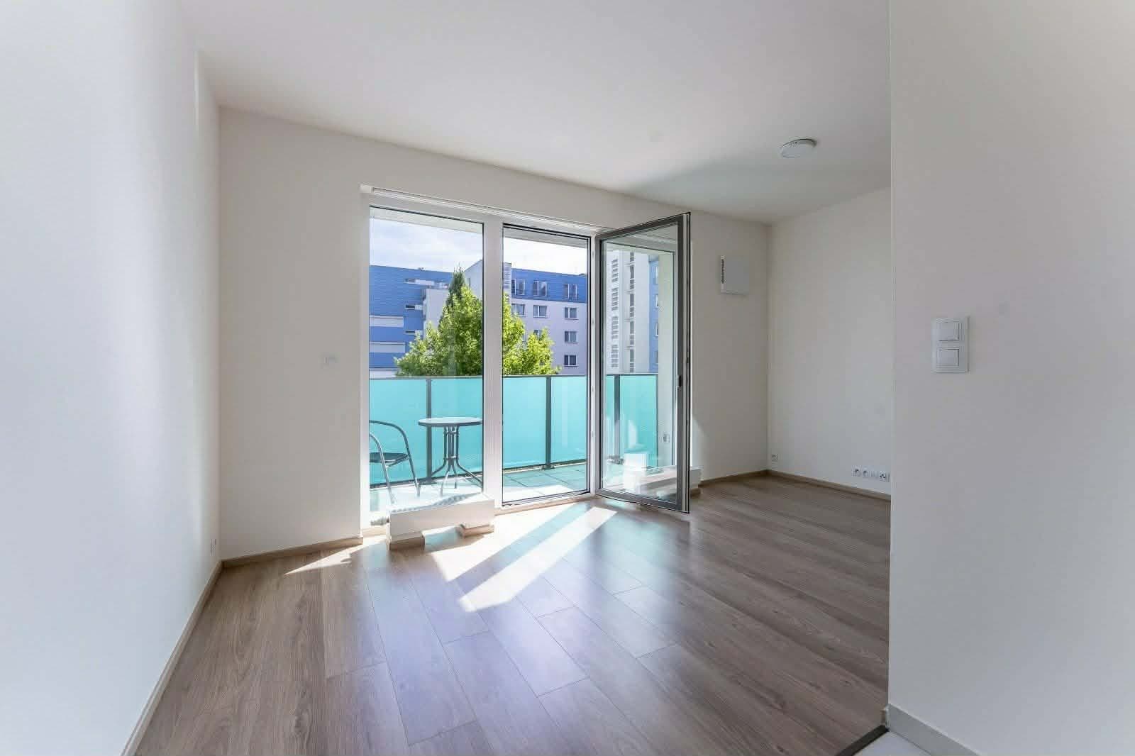 Prenájom bytu 1-izbový 32 m², Chlebovická, Praha, Praha Prenájom bytu 1-izbový 32 m², Chlebovická, Praha, Praha