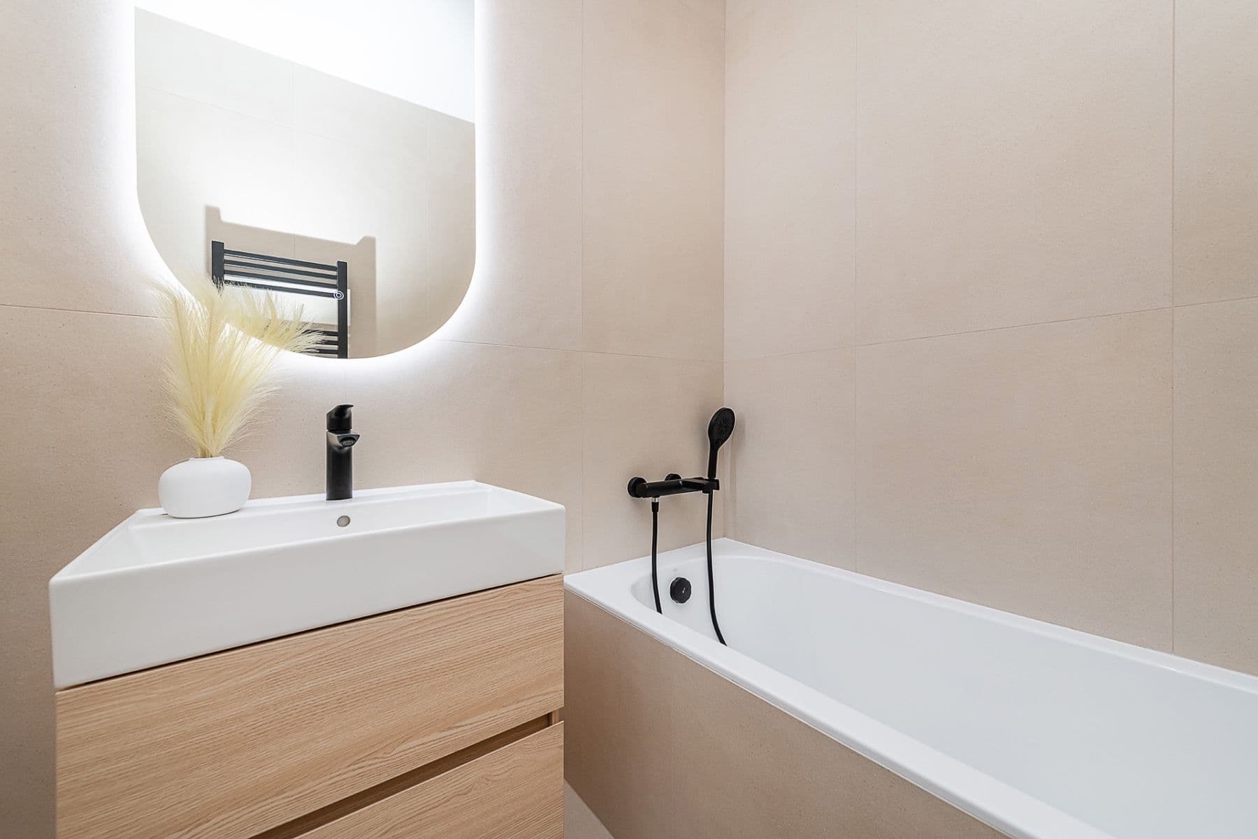 Predaj bytu 3-izbový 81 m², Ukrajinská, Praha, Praha Predaj bytu 3-izbový 81 m², Ukrajinská, Praha, Praha