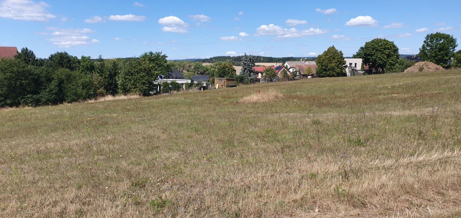 Predaj pozemku 1.215 m², Narysov, Středočeský kraj Predaj pozemku 1.215 m², Narysov, Středočeský kraj