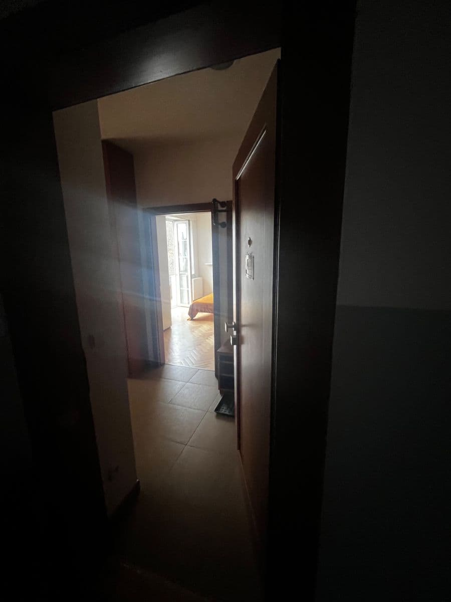 Prenájom bytu 2-izbový 60 m², Jeremenkova, Praha, Praha Prenájom bytu 2-izbový 60 m², Jeremenkova, Praha, Praha