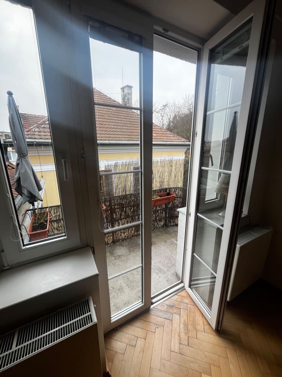 Prenájom bytu 2-izbový 60 m², Jeremenkova, Praha, Praha Prenájom bytu 2-izbový 60 m², Jeremenkova, Praha, Praha