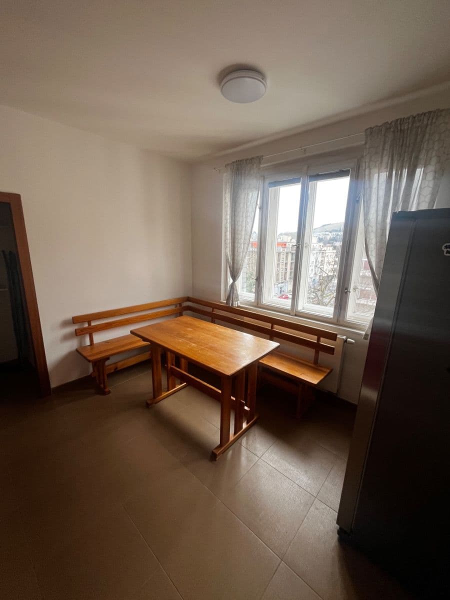 Prenájom bytu 2-izbový 60 m², Jeremenkova, Praha, Praha Prenájom bytu 2-izbový 60 m², Jeremenkova, Praha, Praha