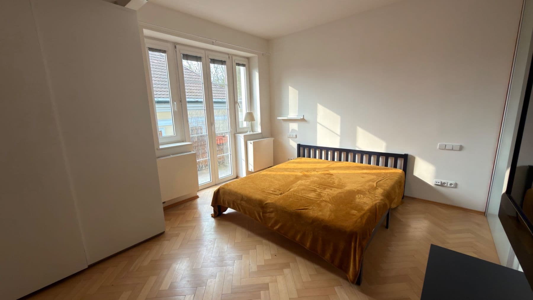Prenájom bytu 2-izbový 60 m², Jeremenkova, Praha, Praha Prenájom bytu 2-izbový 60 m², Jeremenkova, Praha, Praha