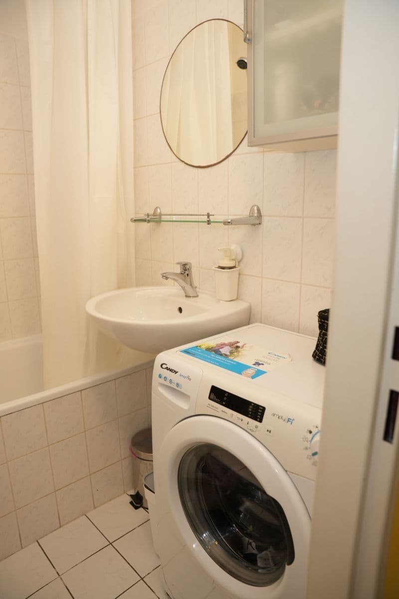 Predaj bytu 2-izbový 38 m², Na Domovině, Praha, Praha Predaj bytu 2-izbový 38 m², Na Domovině, Praha, Praha