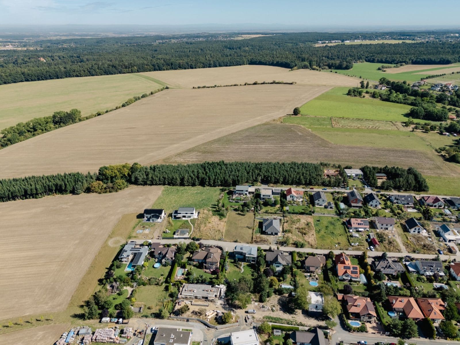 Predaj pozemku 1.044 m², Císařova, Tehov, Středočeský kraj Predaj pozemku 1.044 m², Císařova, Tehov, Středočeský kraj