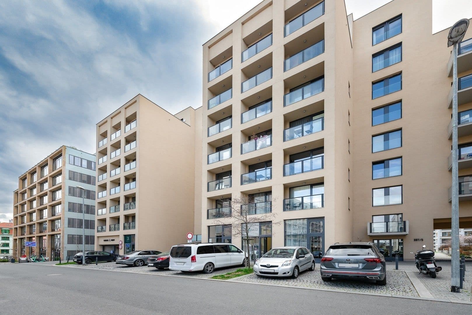 Prenájom nebytového priestoru 54 m², U Mlýnského kanálu, Praha, Praha Prenájom nebytového priestoru 54 m², U Mlýnského kanálu, Praha, Praha