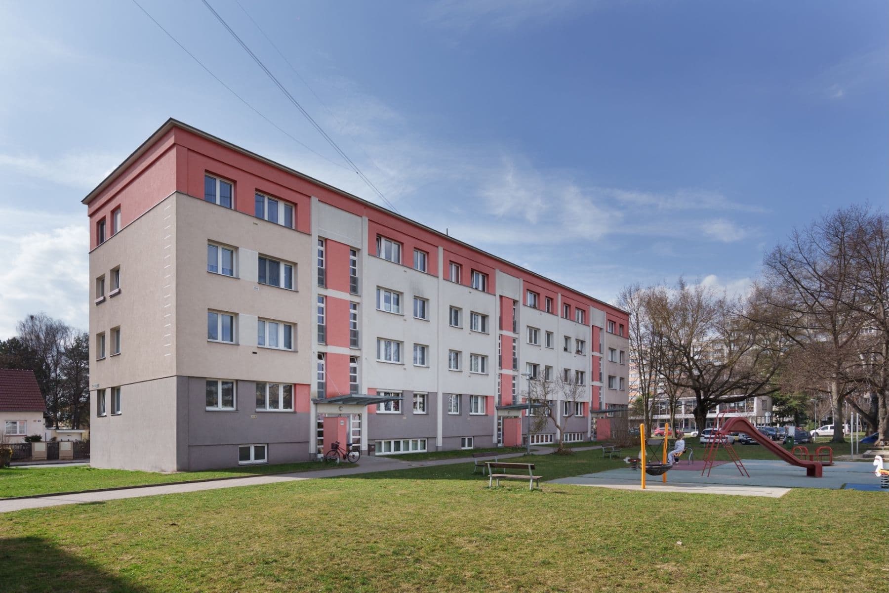 Predaj bytu 3-izbový 64 m², Jánošíkova, Hradec Králové, Královéhradecký kraj Predaj bytu 3-izbový 64 m², Jánošíkova, Hradec Králové, Královéhradecký kraj