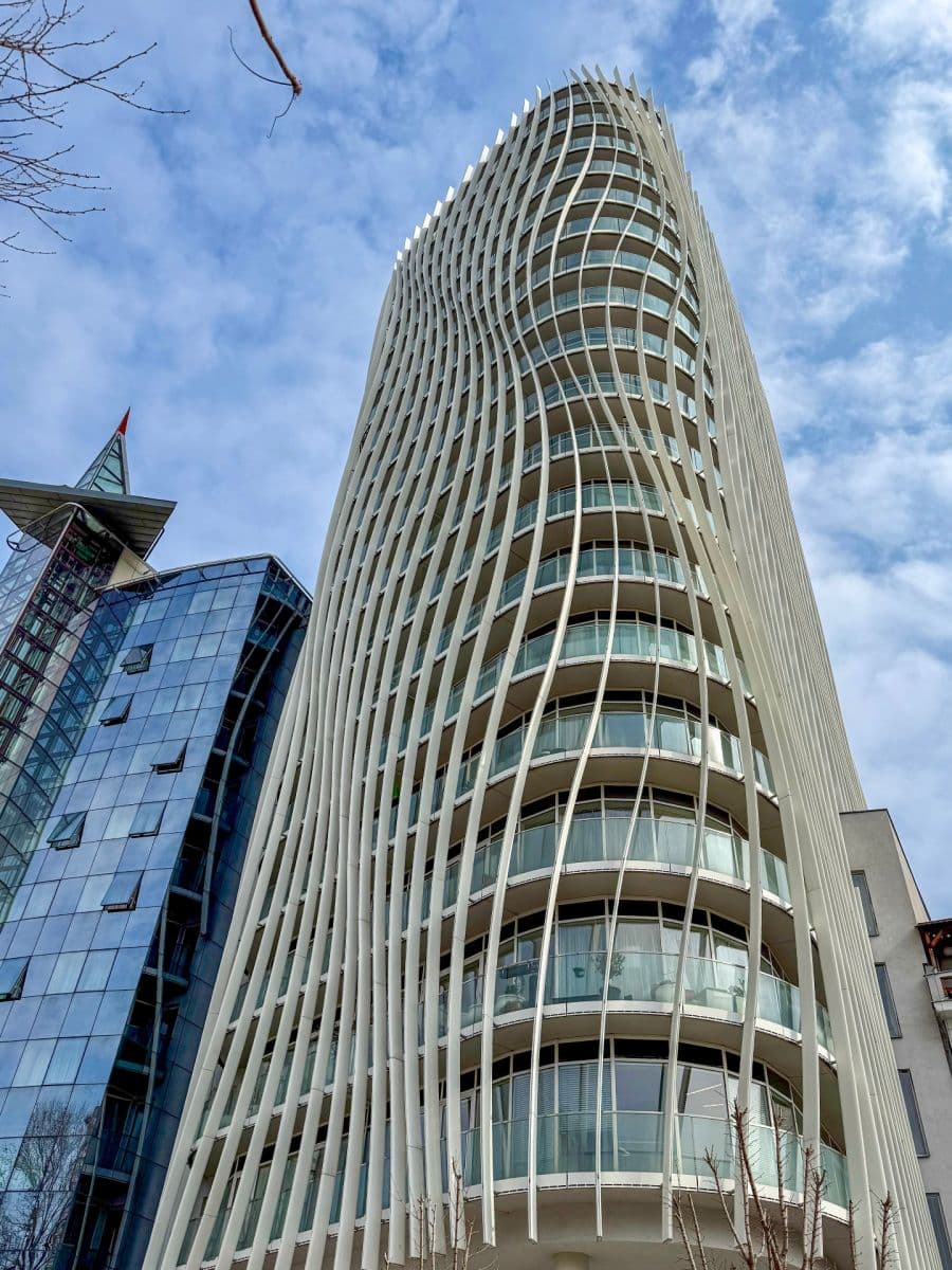 Prenájom bytu 3-izbový 98 m², U Sluncové, Praha, Praha Prenájom bytu 3-izbový 98 m², U Sluncové, Praha, Praha