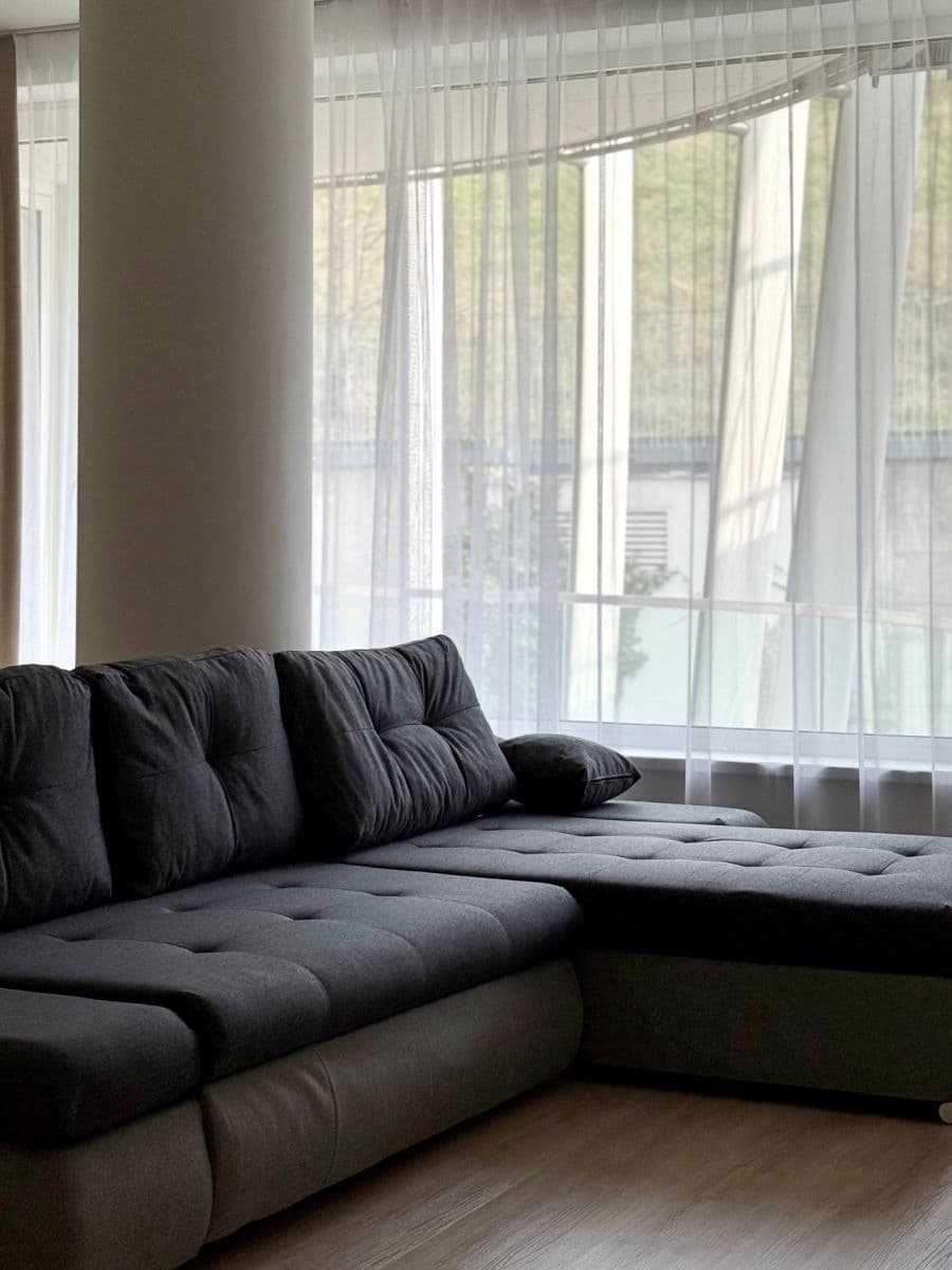 Prenájom bytu 3-izbový 98 m², U Sluncové, Praha, Praha Prenájom bytu 3-izbový 98 m², U Sluncové, Praha, Praha