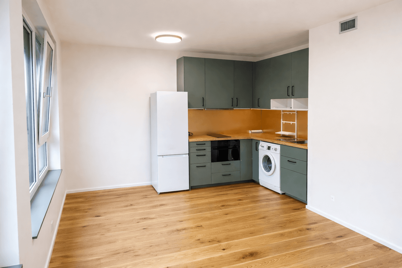 Prenájom bytu 1-izbový 31 m², U Komína, Praha, Praha Prenájom bytu 1-izbový 31 m², U Komína, Praha, Praha