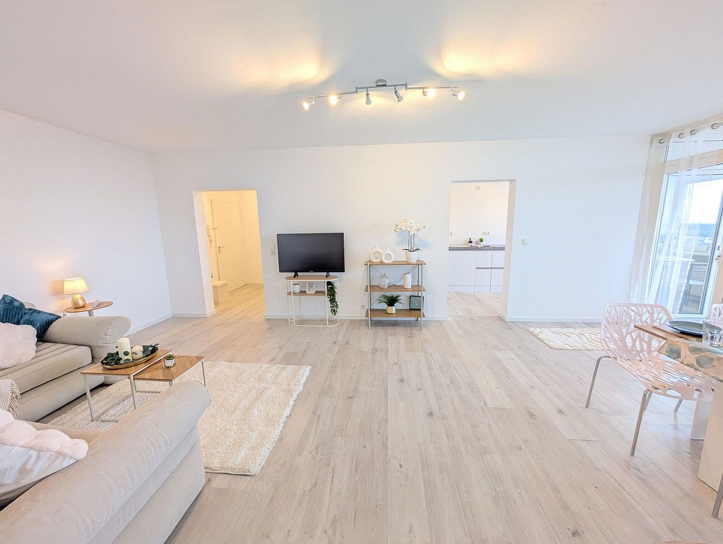 Predaj bytu 3-izbový 80 m², Karlsbader Straße 7, Ludwigshafen am Rhein, Porýnie-Falcko Predaj bytu 3-izbový 80 m², Karlsbader Straße 7, Ludwigshafen am Rhein, Porýnie-Falcko