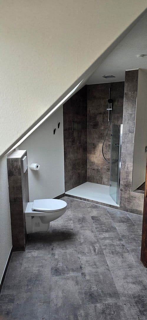 Prenájom bytu 5-izbový 166 m², Uffenheim, Bavorsko Prenájom bytu 5-izbový 166 m², Uffenheim, Bavorsko