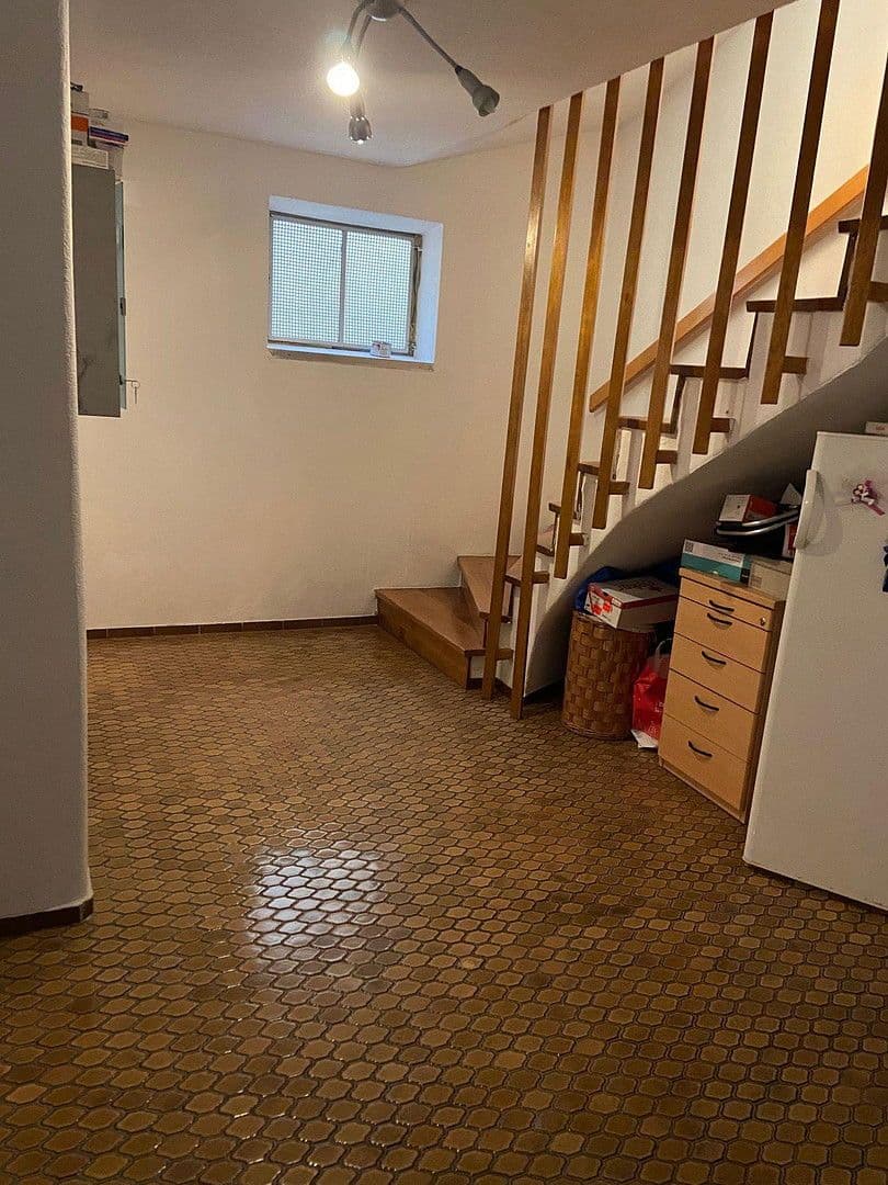 Predaj domu 133 m², pozemek 486 m², Ichenhausen, Bavorsko Predaj domu 133 m², pozemek 486 m², Ichenhausen, Bavorsko