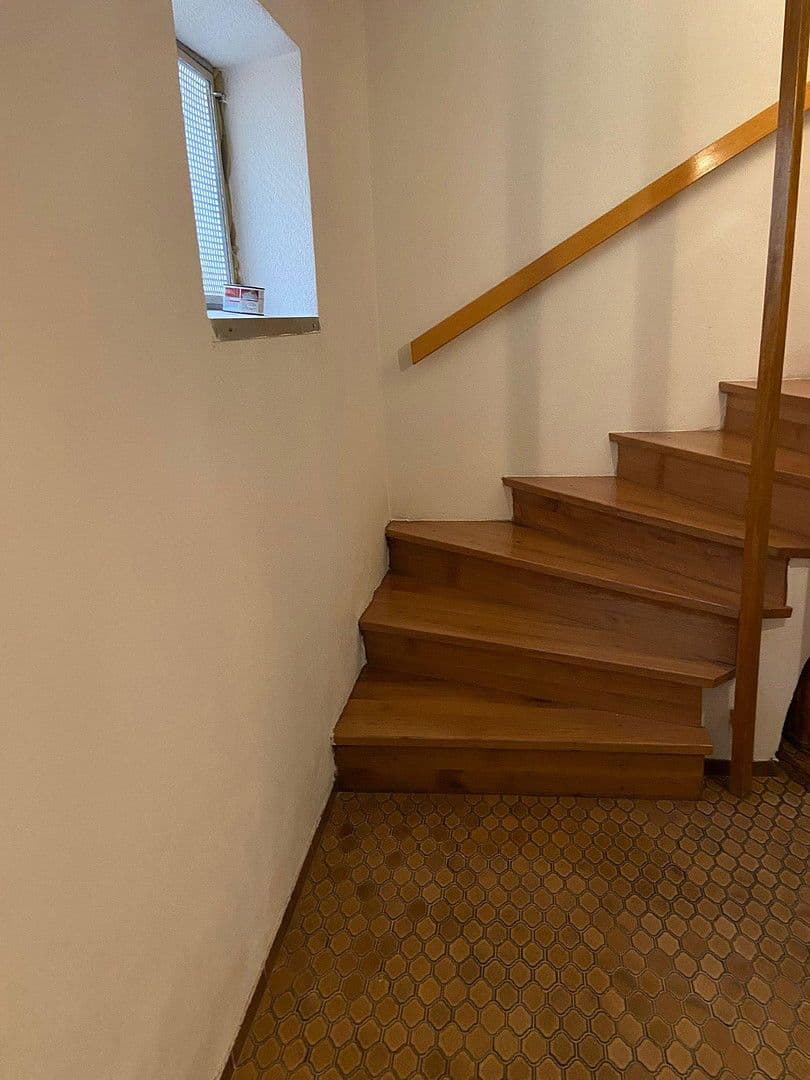 Predaj domu 133 m², pozemek 486 m², Ichenhausen, Bavorsko Predaj domu 133 m², pozemek 486 m², Ichenhausen, Bavorsko